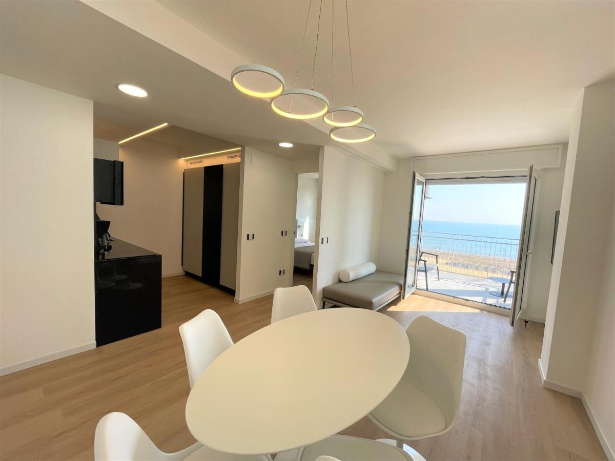 Condominio Bel Sole Бібіоне Екстер'єр фото